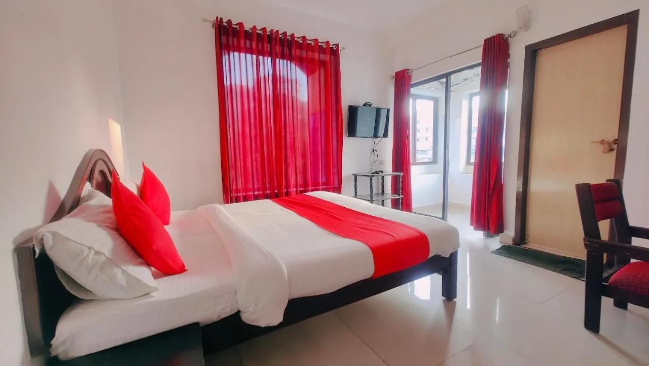 Lumino Karthika Hotel Munnar India